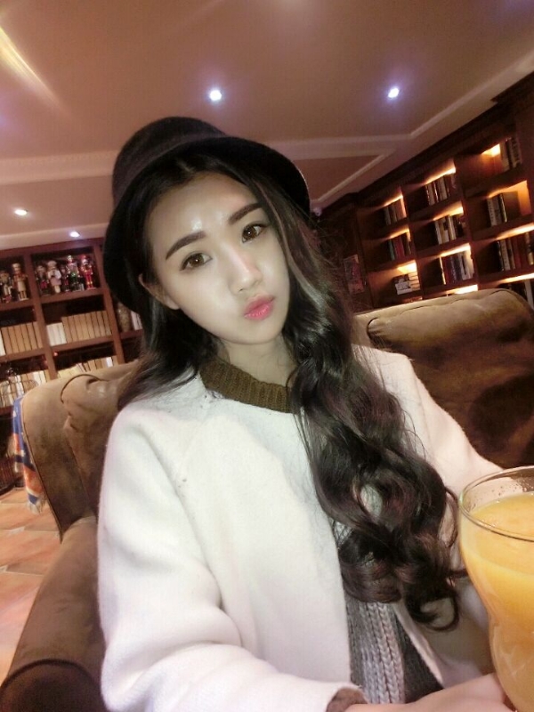 气质小妹的第三张照片--北京闪婚服务中心