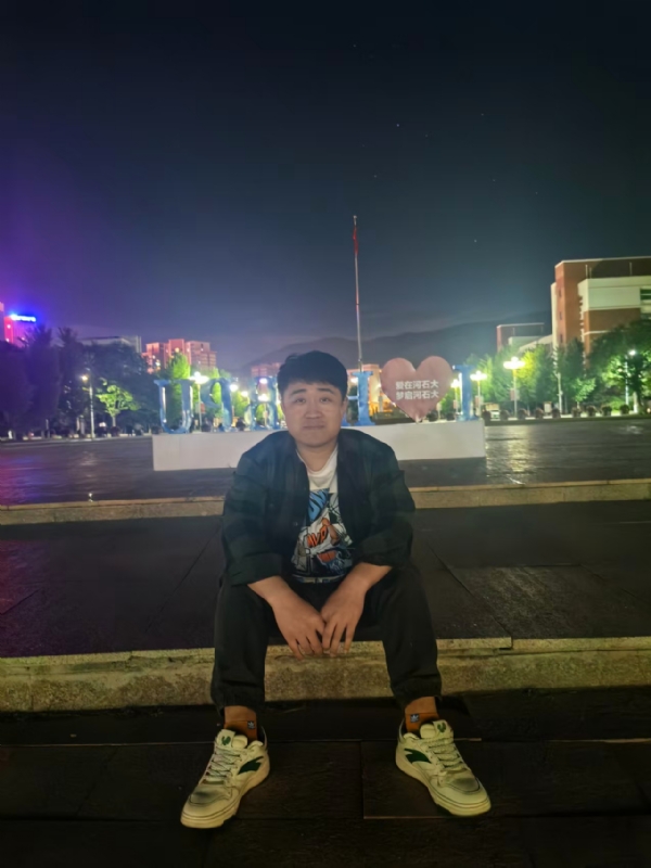 芽儿呦的第二张照片--北京闪婚服务中心